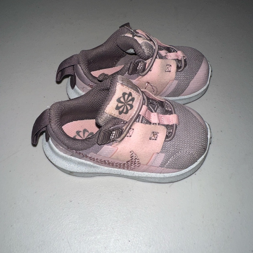 Nike Kids Pink and Gray Sneakers